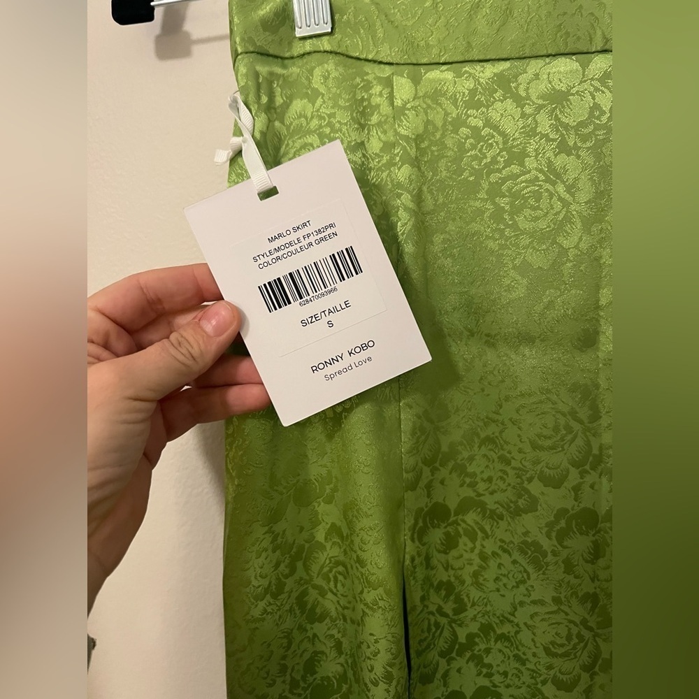 SET Ronny Kobo NWT Green Zano top & Marlo Maxi High Slit Skirt Set ($706) SMALL - Picture 9 of 9